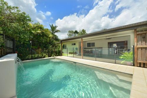 Tropical Oasis - last minute hotel in Freshwater