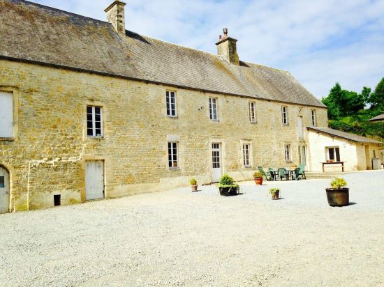 Domaine Des Hêtres in Villers-Bocage, France