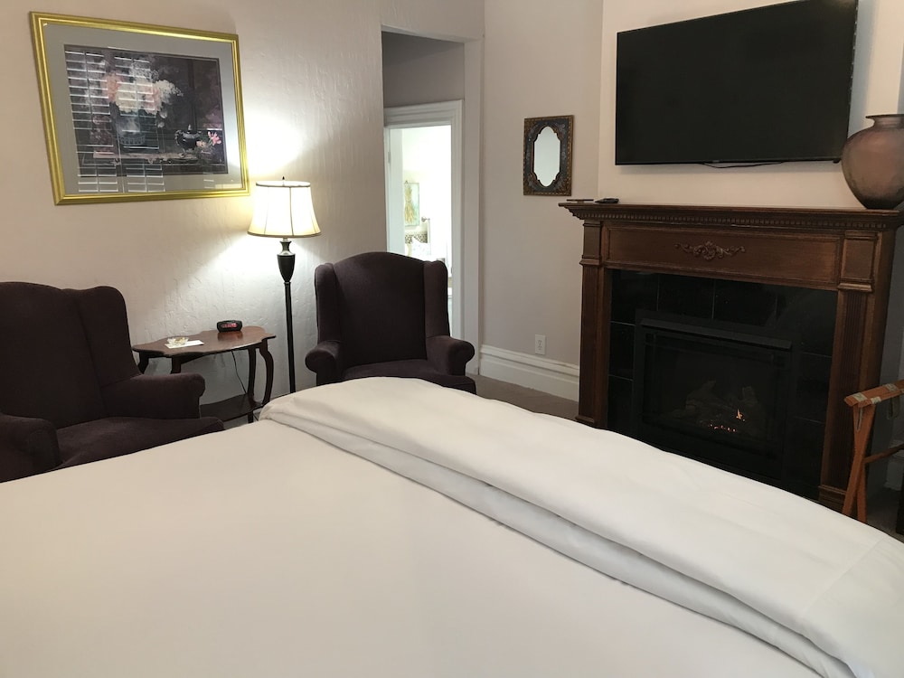 Napa Inn - photo 27