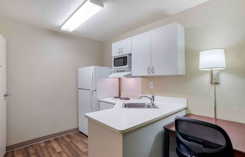 Extended Stay America Suites Washington DC Germantown Town C - photo 12