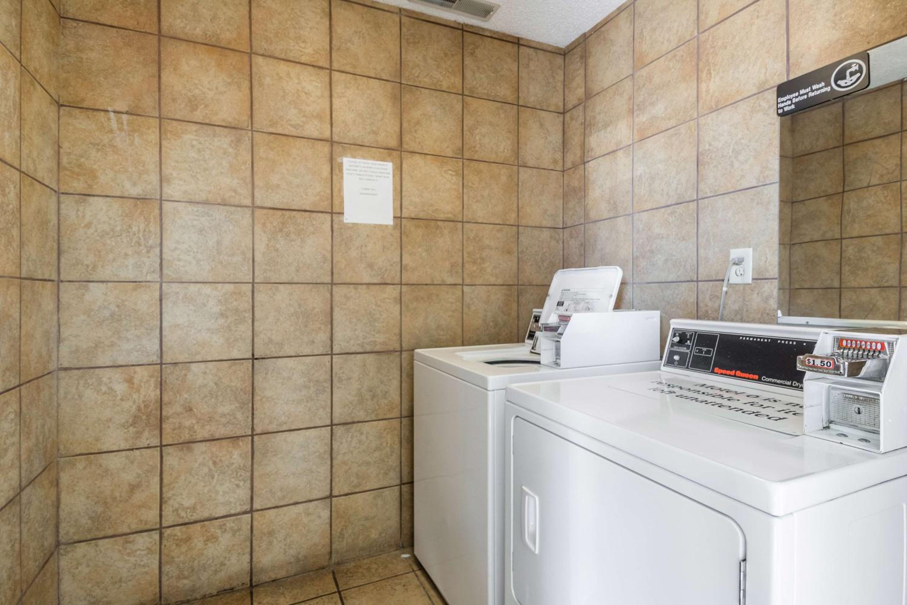 Motel 6 Indianapolis IN South - photo 28