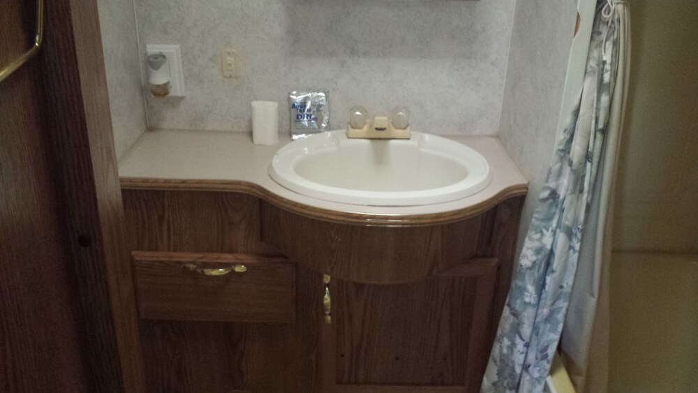 Lake Isabella RV Resort - photo 8