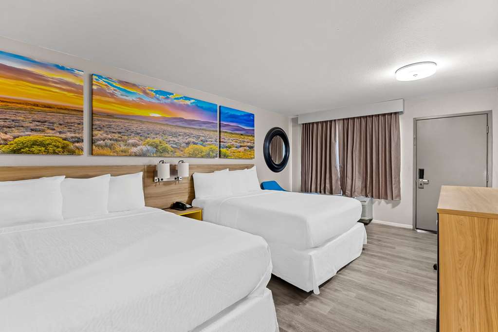 Days Inn by Wyndham Buckeye - photo 27