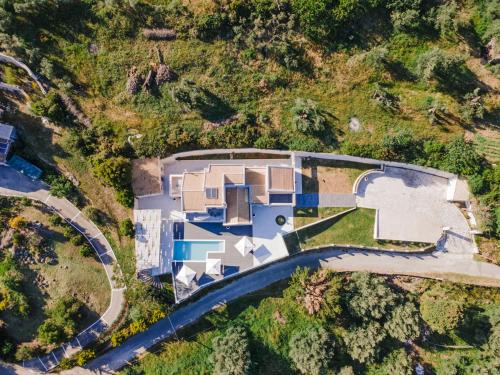 Villa Athina Corfu 4 bedrooms — 4-Star Luxury Hotel in Kynopiastes, Greece
