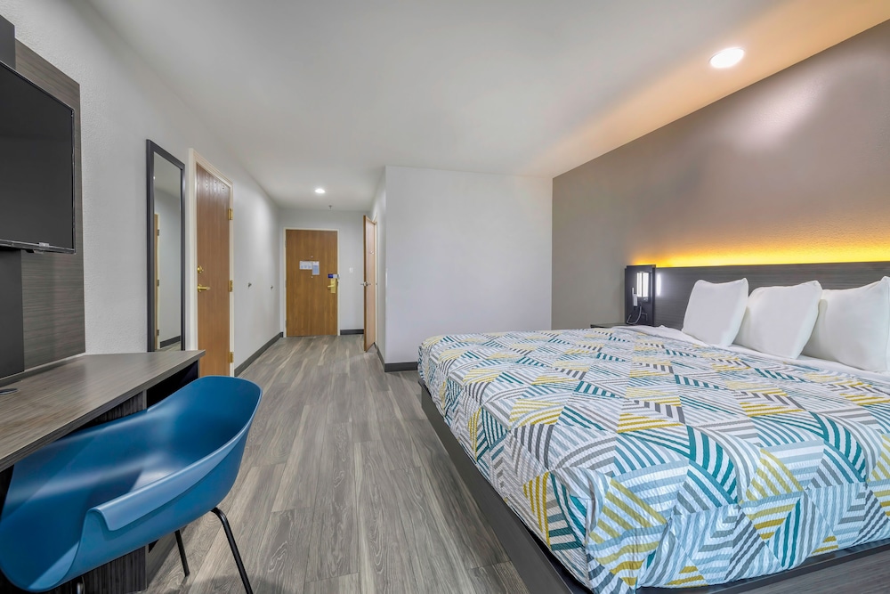 Motel 6 Fort Worth TX Burleson - photo 9
