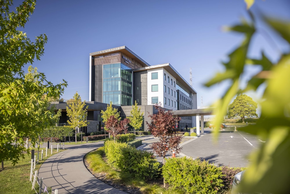 DoubleTree by Hilton Auckland Karaka in Auckland, New Zealand