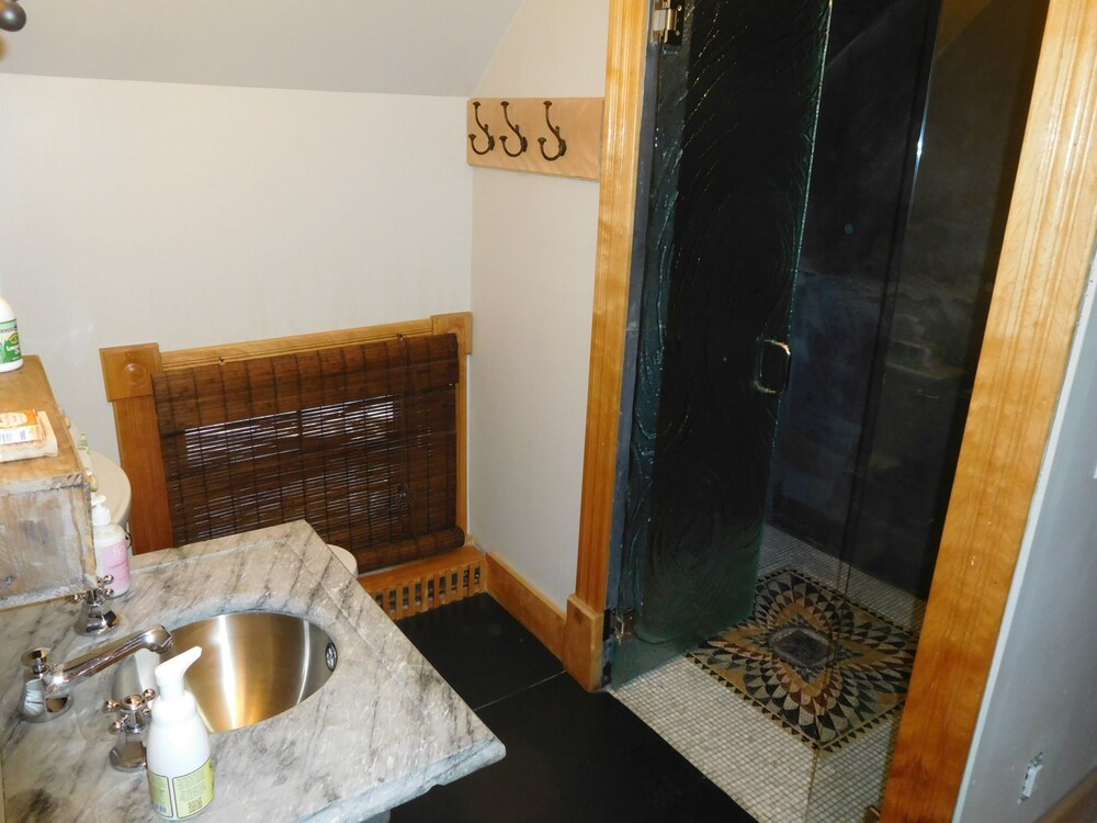 Mt. Philo Inn - photo 91