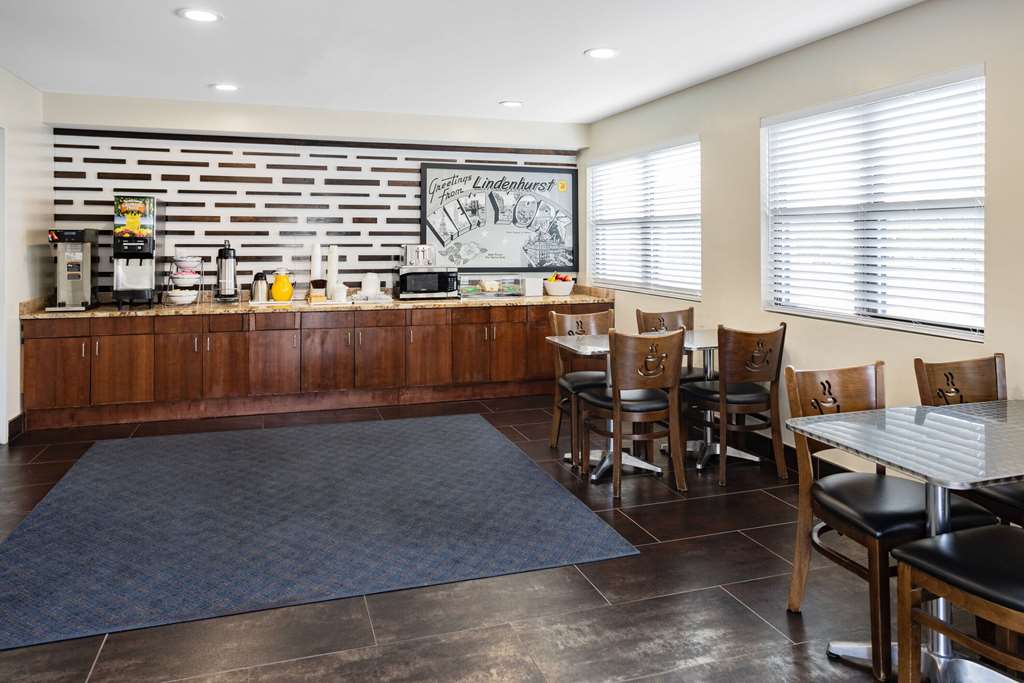 Super 8 by Wyndham Lindenhurst - photo 24