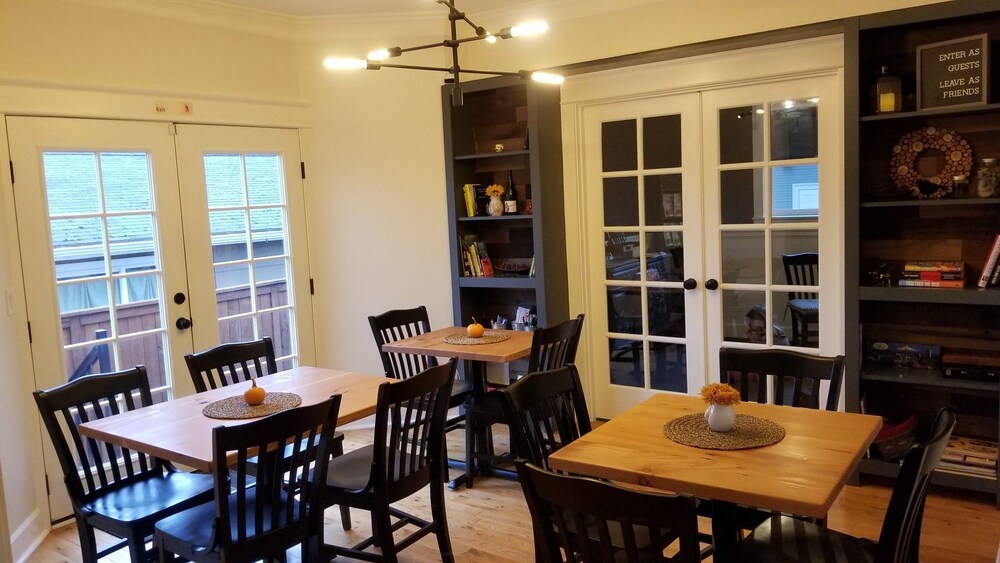 The Alberta Petite Hotel - photo 55