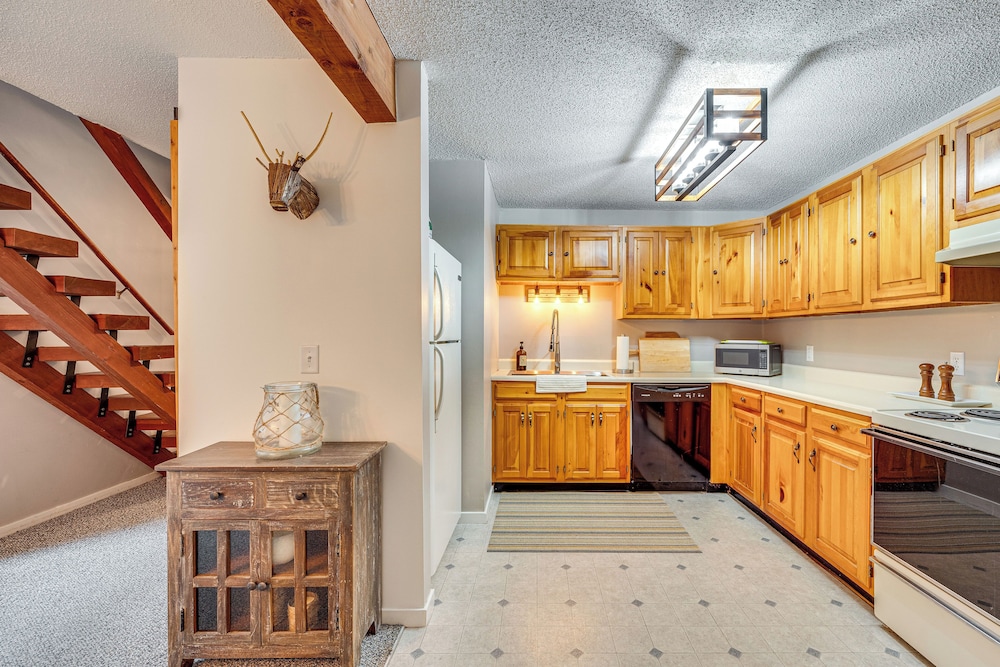 Bartlett Condo: 1 Mi to Attitash Mountain Resort - photo 8