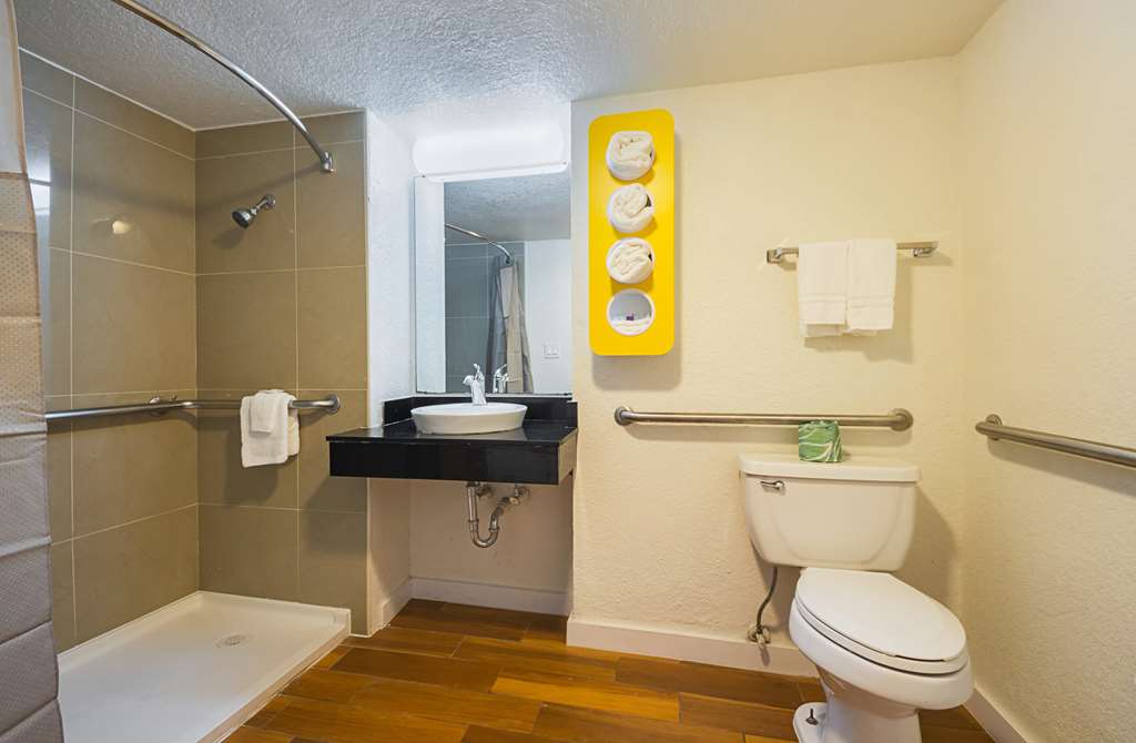 Motel 6 Garland TX Northeast Dallas - photo 29