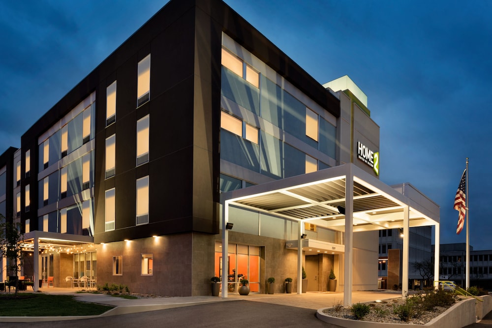 Home2 Suites by Hilton Cleveland Beachwood - photo 30