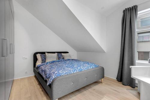 Luxury penthous 3 BR 2 Bath FreeParking Downtown