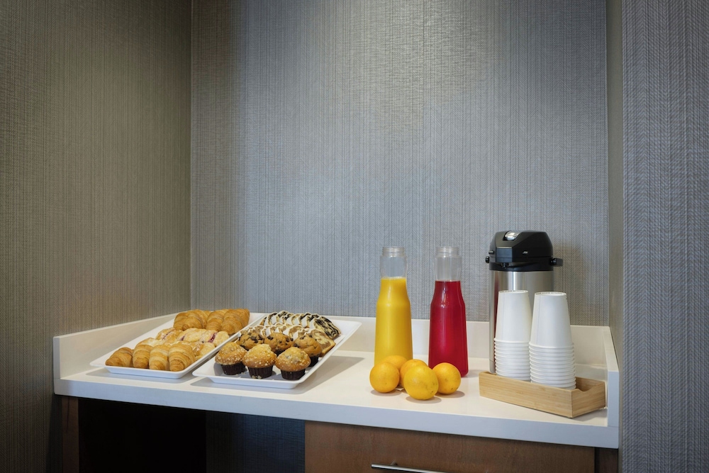 SpringHill Suites by Marriott Newburgh Evansville - photo 26
