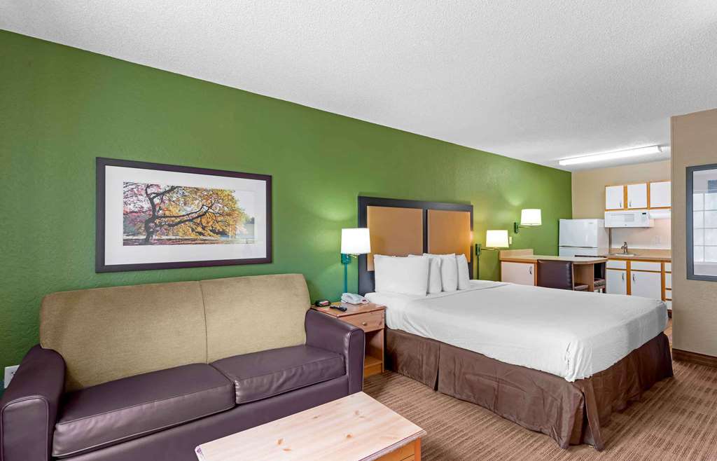 Extended Stay America Select Suites Tampa Brandon - photo 42