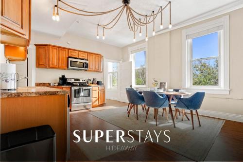 King Sleep8 4Bed 2Br 2 Ba Swepson Hideaway — 4-Star Luxury Hotel in Louisville, United States