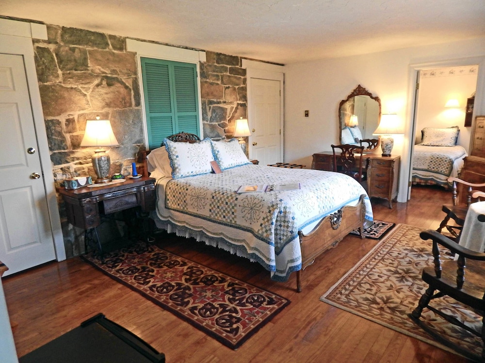 Battlefield Bed & Breakfast Inn - photo 36