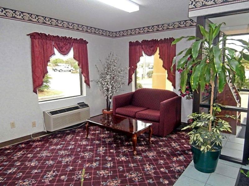 Americas Best Value Inn Valdosta Lake Park - photo 8