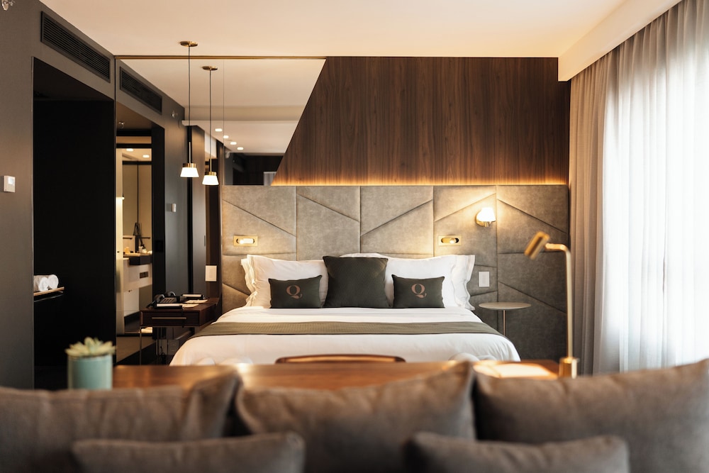 Qoya Hotel Sao Paulo Curio Collection by Hilton — 5-Star Luxury Hotel in Sao Paulo, Brasil