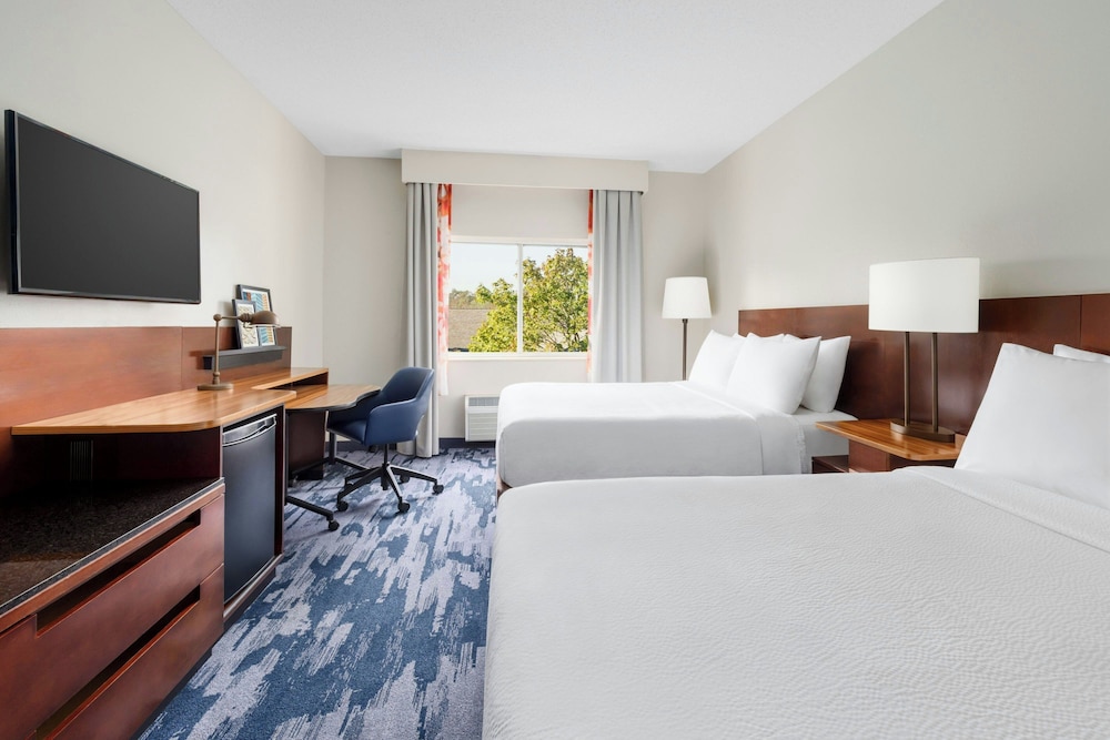 Fairfield Inn by Marriott Philadelphia Airport - photo 18