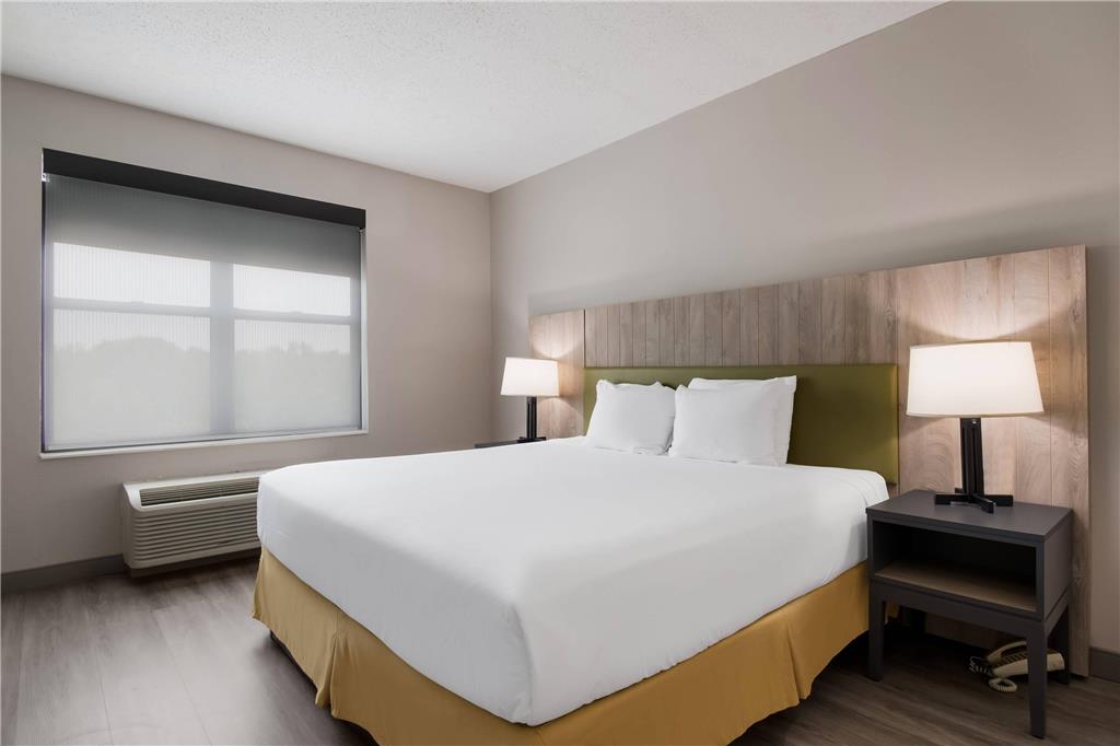 Country Inn & Suites by Radisson Harrisburg Northeast Hershey - photo 21