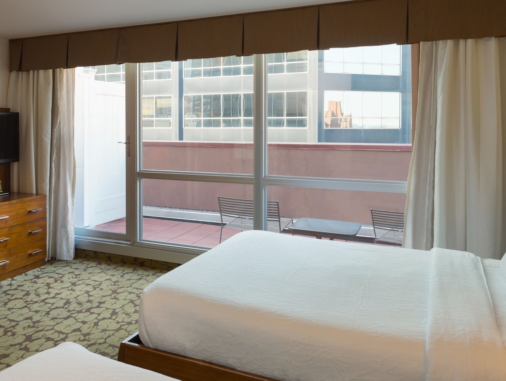Hilton Garden Inn New York Manhattan Midtown East - photo 36