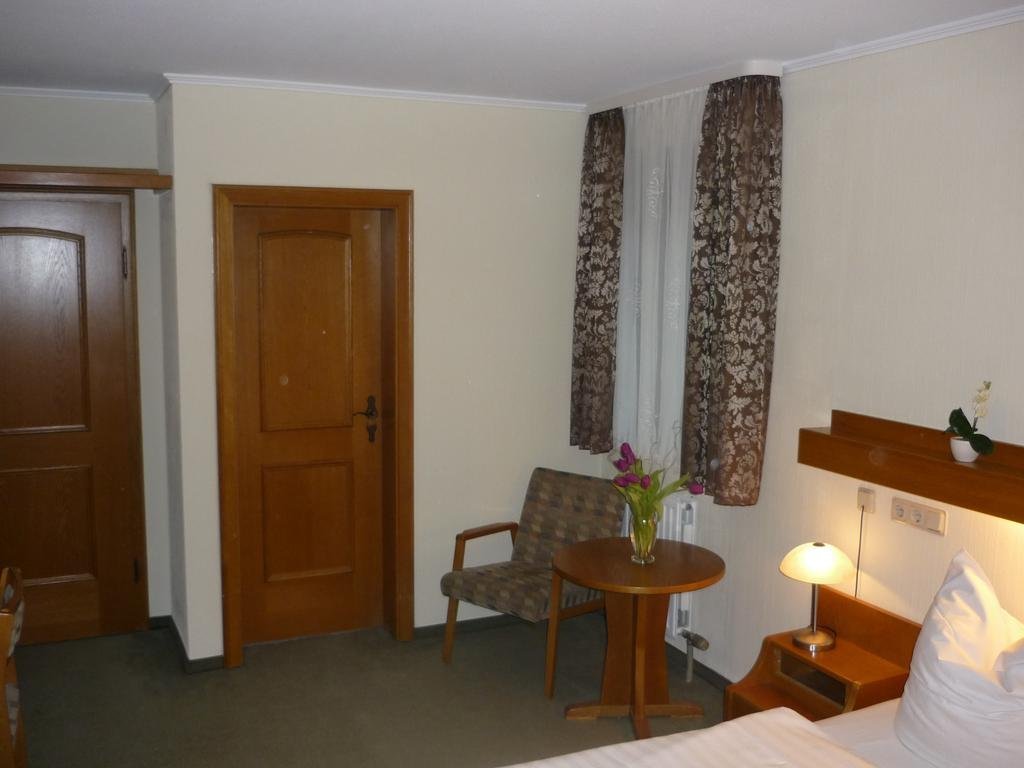 Zur Eisenbahn in Limburg An Der Lahn, Germany