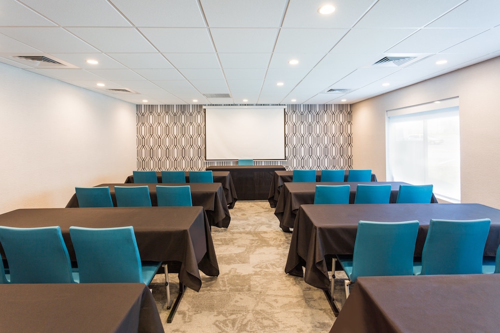Holiday Inn Express Lorton by IHG - photo 28
