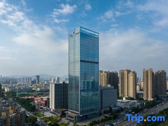 Zhuhai Ruby Hotel in Zhuhai, People's Republic of China