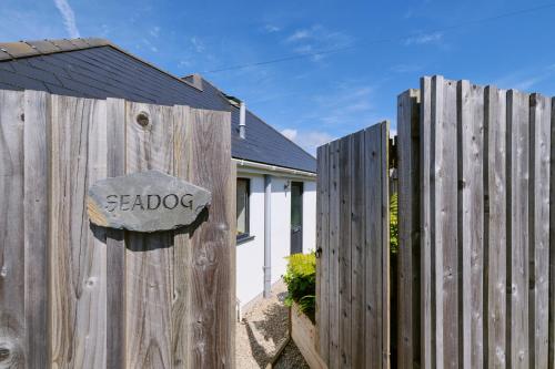 Finest Retreats Seadog — hotel in Porthleven