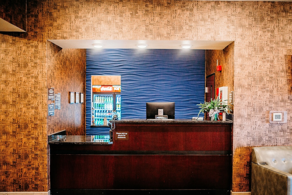 Cobblestone Hotel & Suites International Falls - photo 4