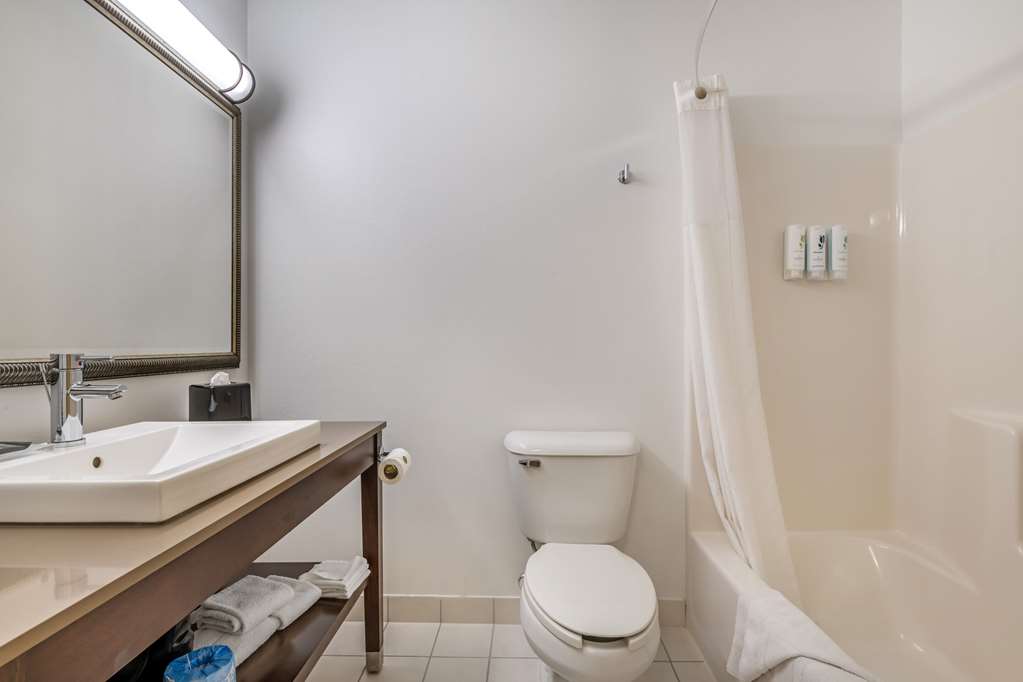 Country Inn & Suites by Radisson Watertown SD - photo 10
