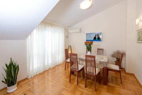 Apartment Denis