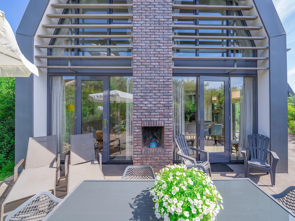 Der Kaffee Mühle in Egmond Aan Zee, Netherlands