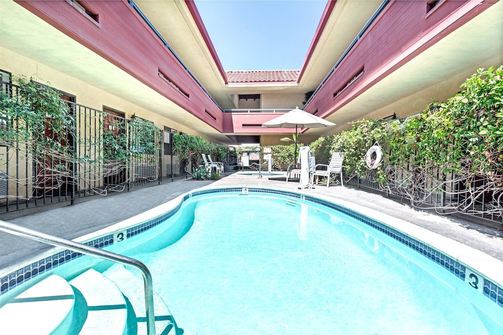 Vantage Point Inn Woodland Hills - photo 29