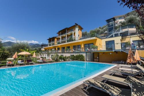 Residence Goethe — 4-Star Luxury Hotel in Malcesine, Italy
