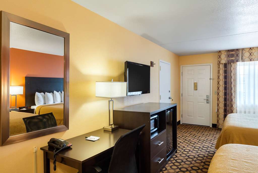 Quality Inn Siloam Springs West - photo 15