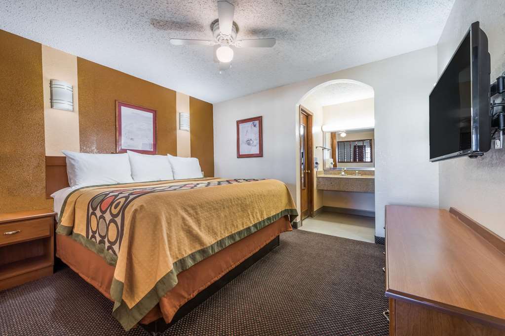 Super 8 by Wyndham Waco Mall area TX - photo 10