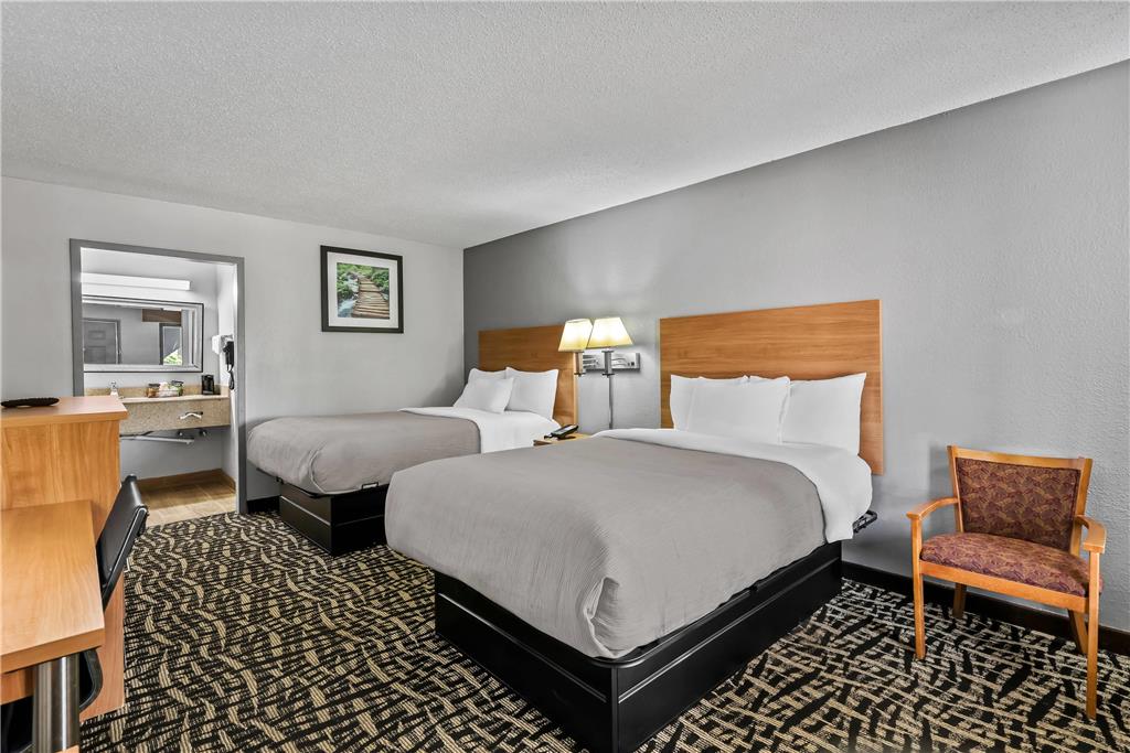 Quality Inn Bowling Green South - photo 23