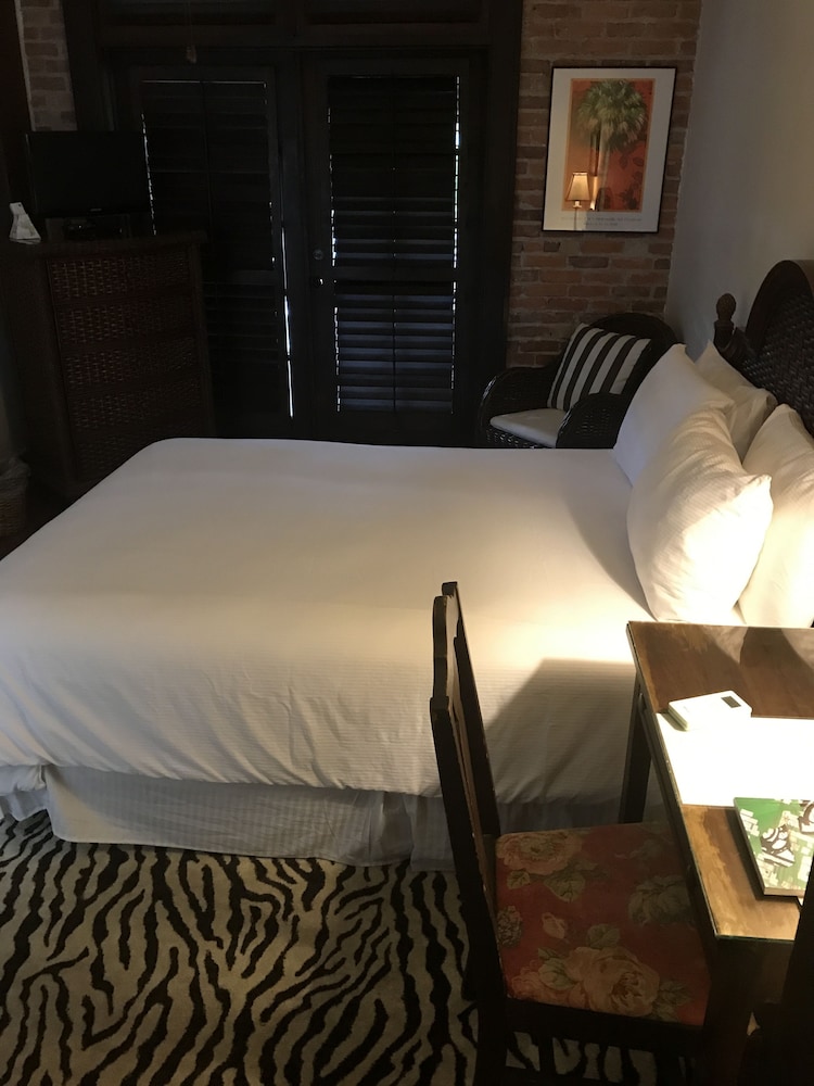 Park Plaza Hotel - photo 17