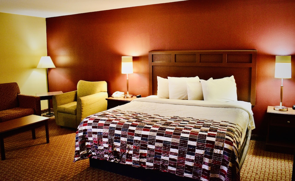 Red Roof Inn & Suites Little Rock - photo 34