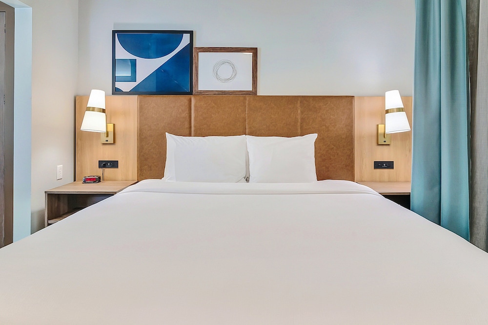 Staybridge Suites University Area by IHG - photo 40