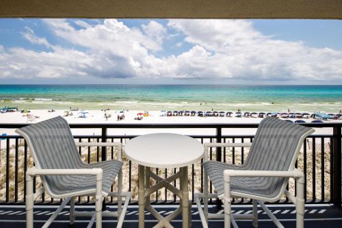 Nautilus 1406 Gulf Front 2 Br 2 Ba 4Th Flr — 4-Star Luxury Hotel in Fort Walton Beach, United States
