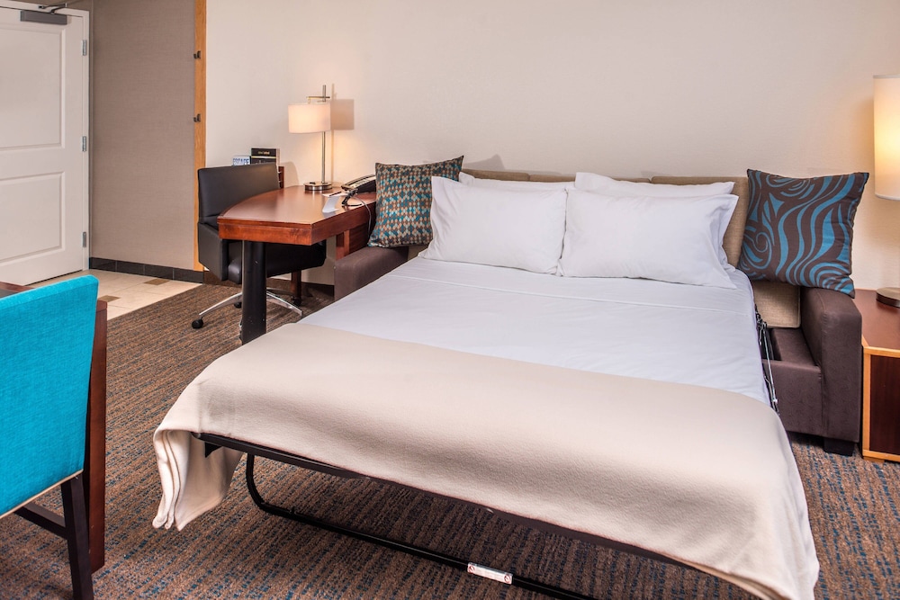 Residence Inn by Marriott Pittsburgh North Shore - photo 22