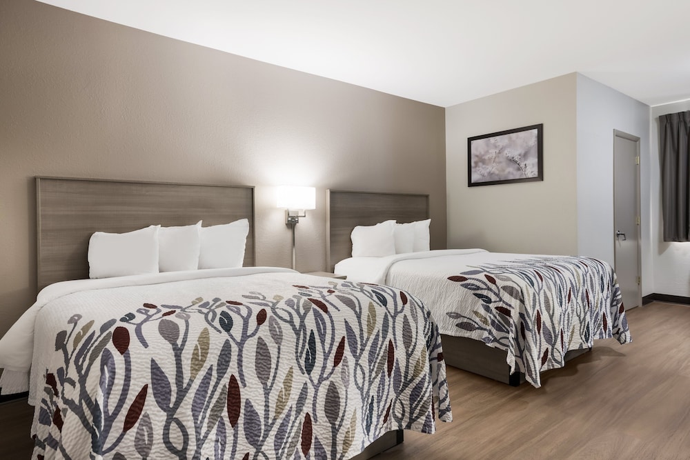 Red Roof Inn Weedsport - photo 18