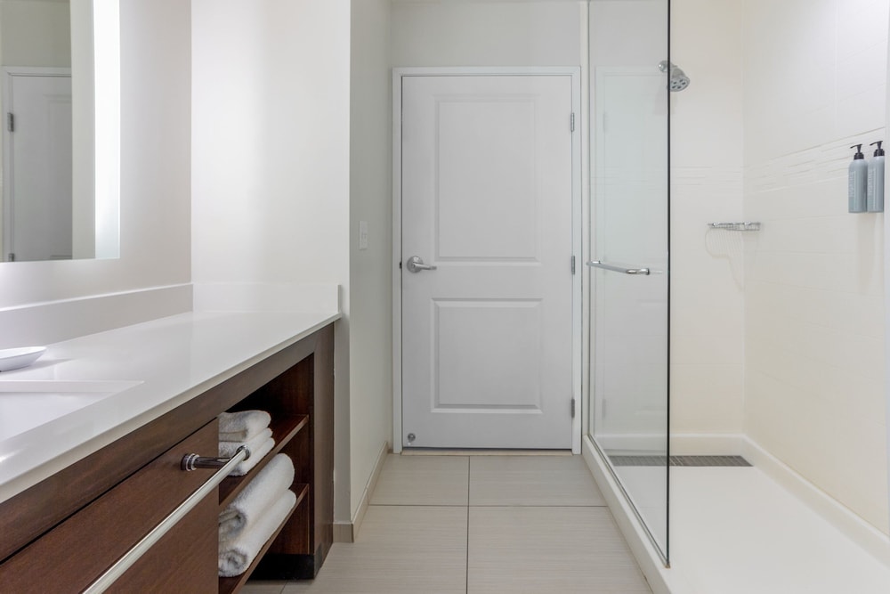 Residence Inn by Marriott Kansas City at The Legends - photo 20