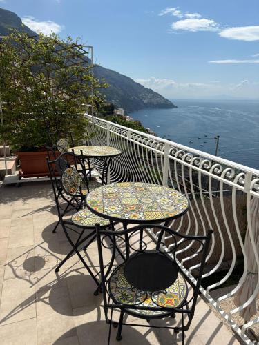 Cottage L'Americano — 4-Star Luxury Hotel in Positano, Italy