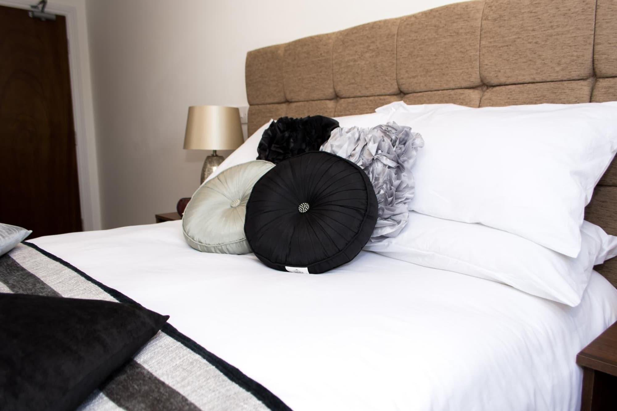 Trivelles Mayfair — hotel in Stockport