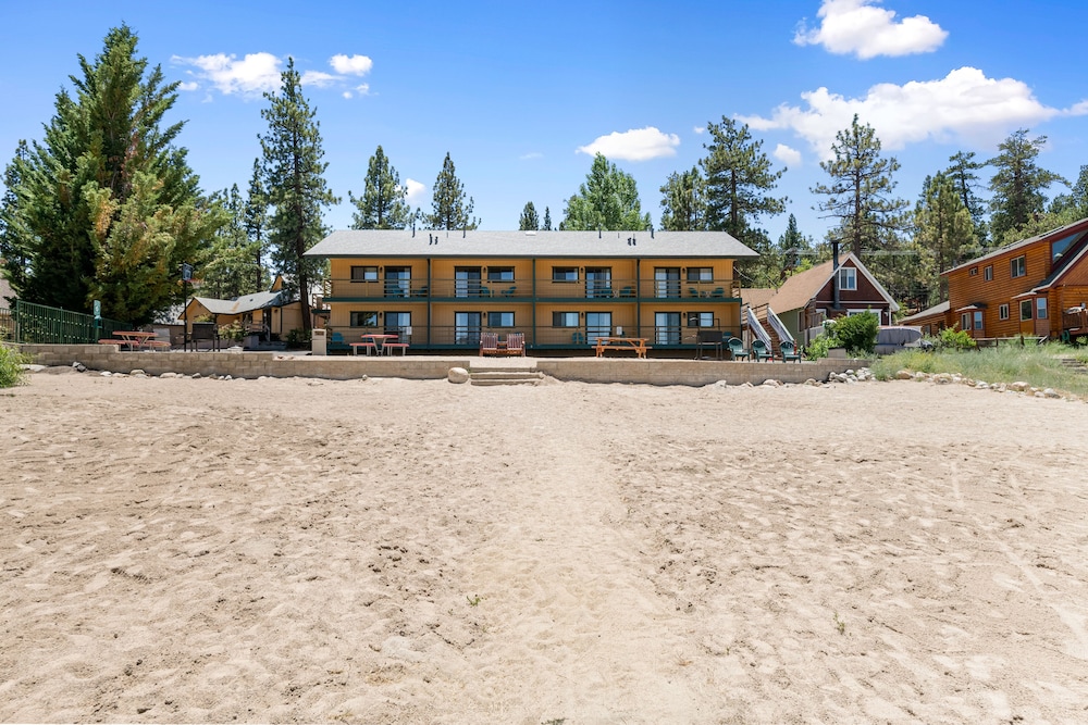 Big Bear Lakefront Lodge - photo 130
