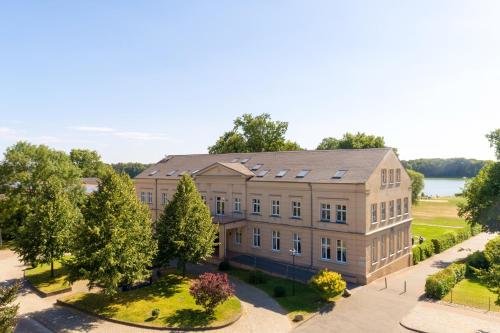 Gut Gnewikow - carbon neutral hotel in Neuruppin